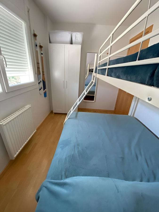 Superbe Appartement Renove, Residence Avec Piscine Росес Екстериор снимка