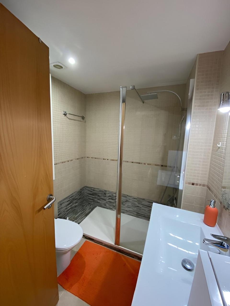 Superbe Appartement Renove, Residence Avec Piscine Росес Екстериор снимка